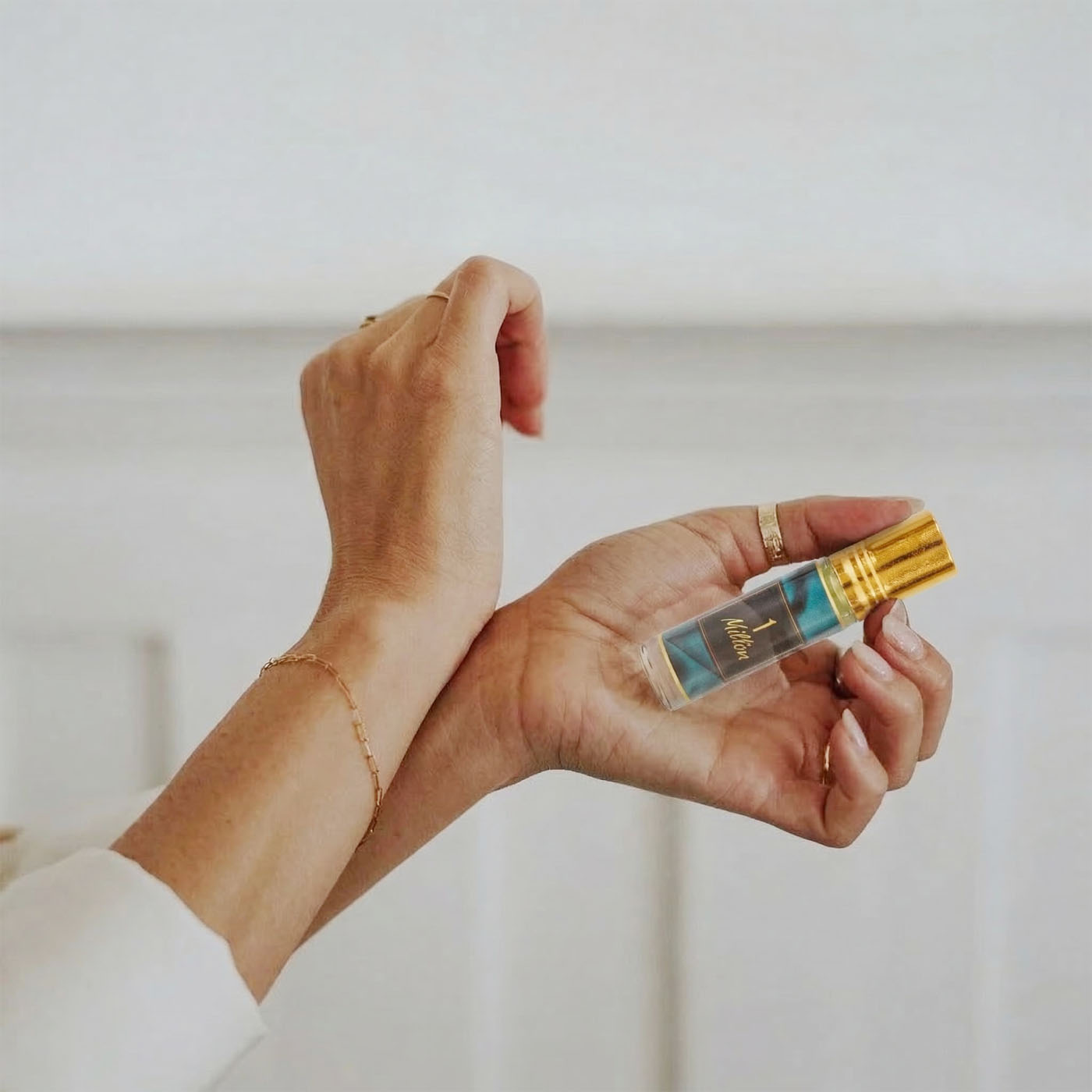alt="1 Million 6ml Non-Alcoholic Perfume - Bold fresh fragrance by Arhash"